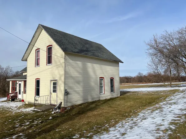 804 Depot St, Burke, NY 12917