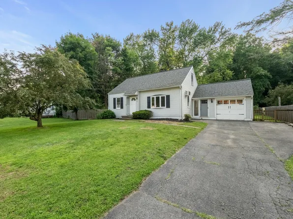 68 Henmond Boulevard, Poughkeepsie, NY 12603