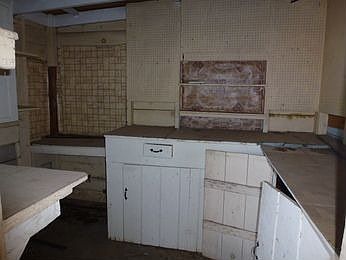 2nd image of 3816 W San Miguel Ave