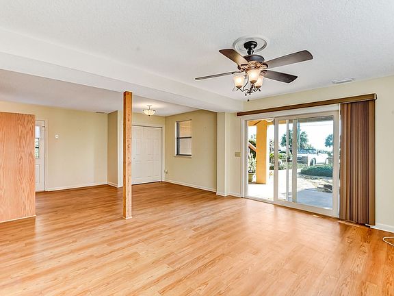 5th image of 2785 S Fletcher Ave