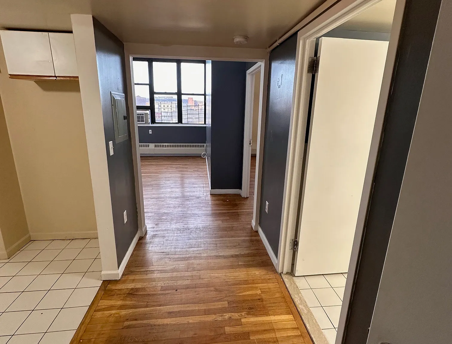2 bed, 780 sqft, $1,700 — Photo 3