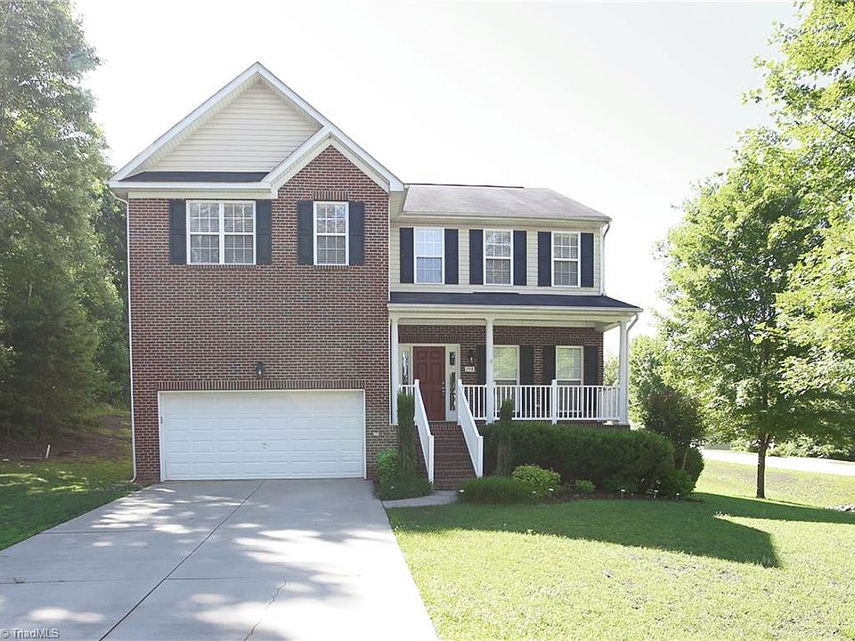 1st image of 198 Twin Creeks Dr