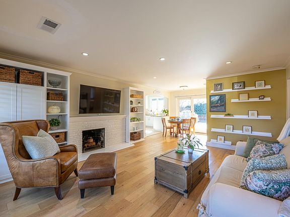 5th image of 4004 Casanova Dr