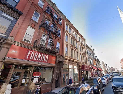 Rented by Douglas Elliman | media 17