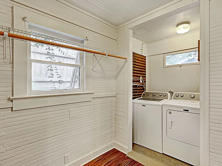 1012 Dart St. — Photo 3