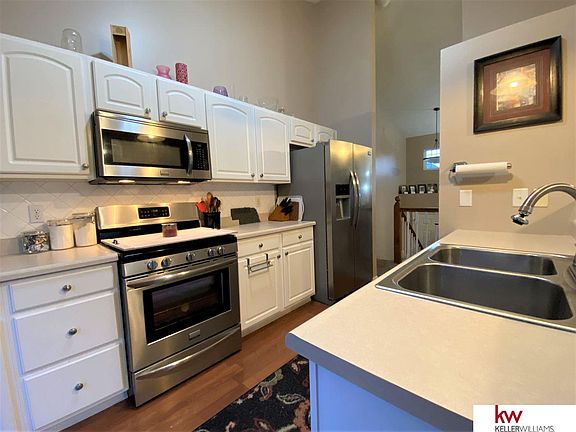4th image of 4953 S 194th St