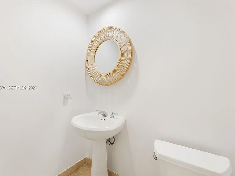 801 Brickell Key Blvd #806 — Photo 16