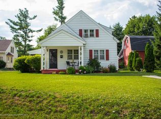 424 Franklin St, Grand Ledge, MI 48837