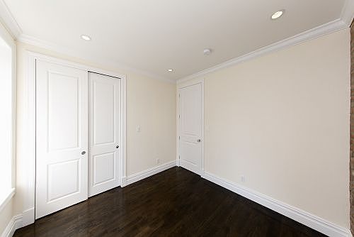 4th image of 11 E 7th St APT 2
