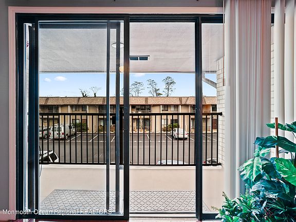 5th image of 330 Shore Drive #E-15