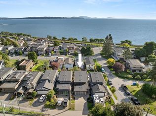 14712 McDonald Ave, White Rock, BC V4B 2C8