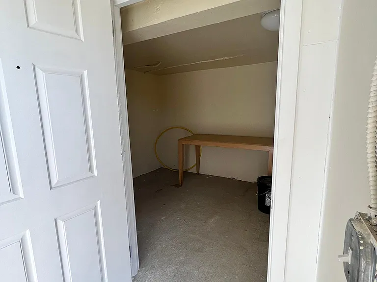 3525 Hillview Pl — Photo 7
