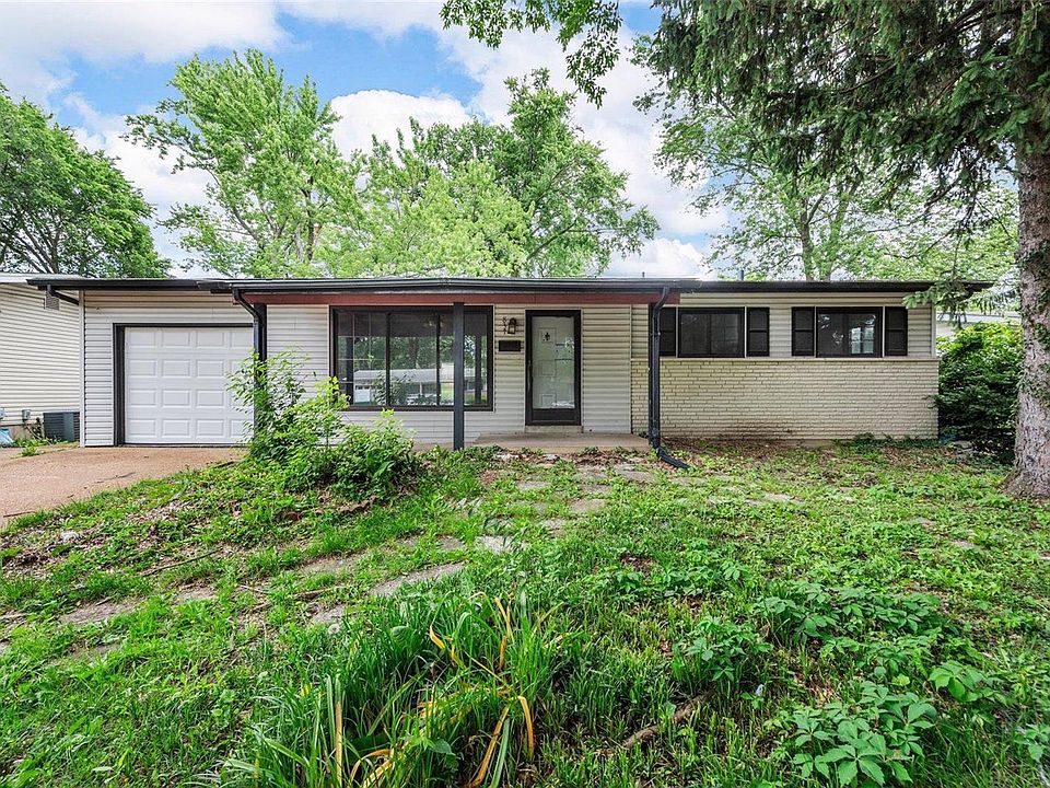 1st image of 837 Lynn Haven Ln