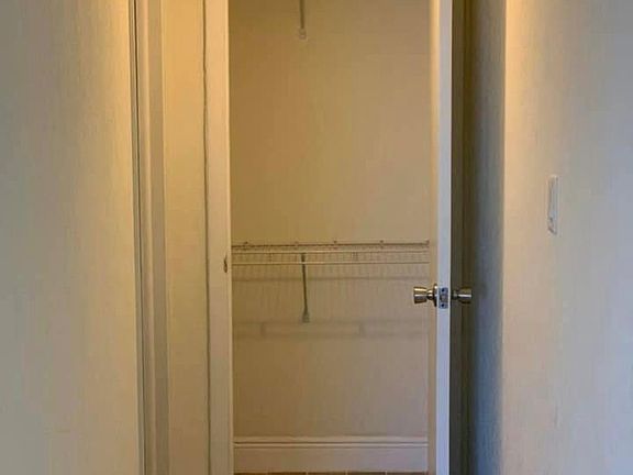4th image of 2815 W Waters Ave Suite B