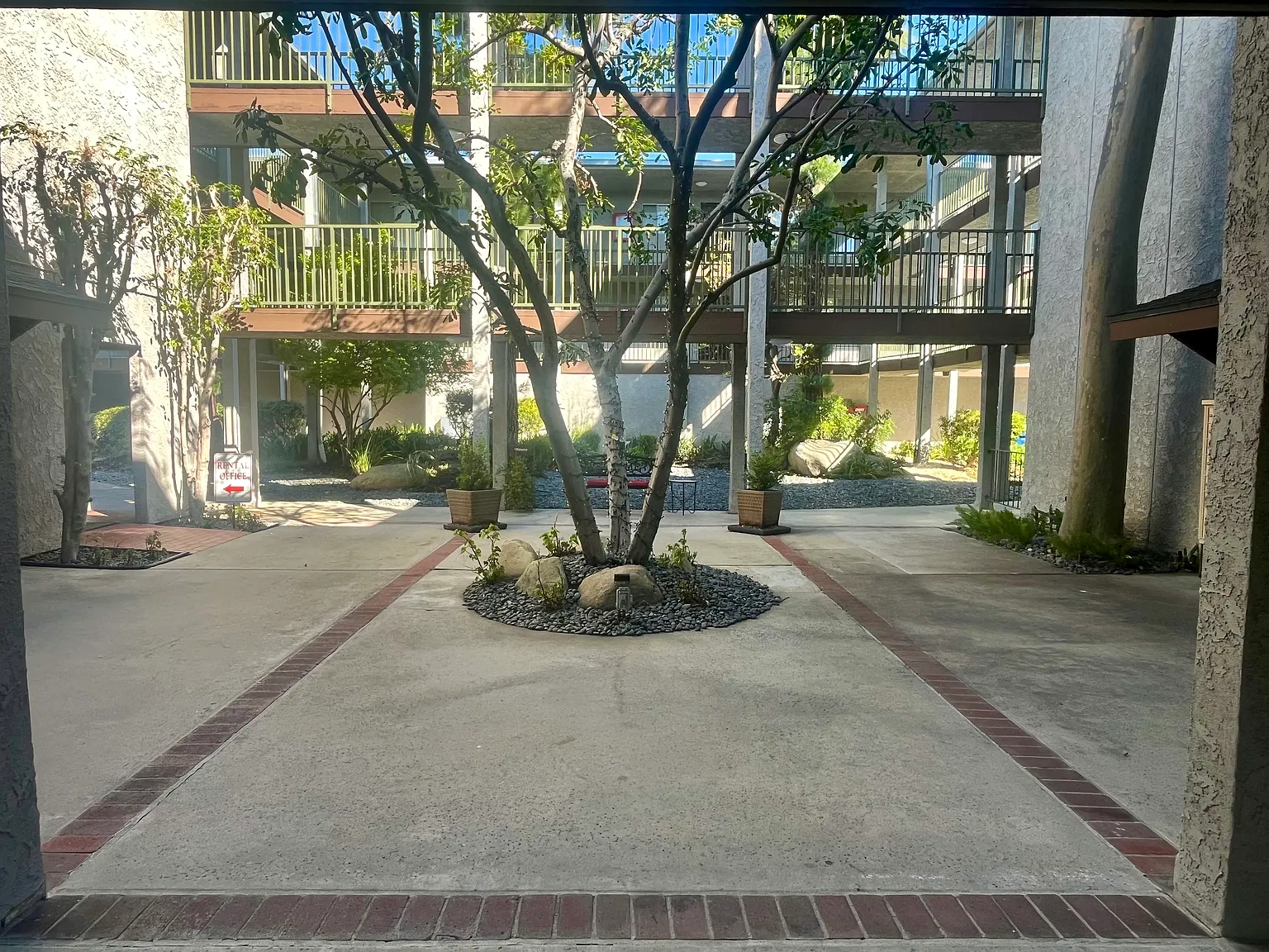 Ridgegate Apartments — Photo 3