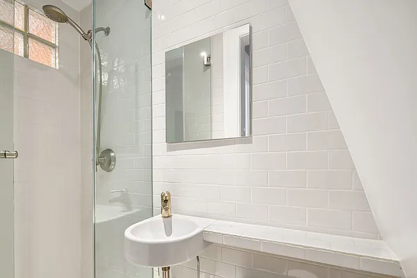 Sold by Compass | media 9