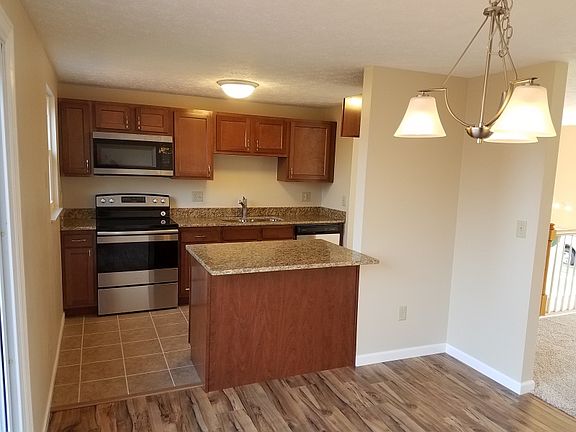 3rd image of 2920 Kimberly Dr