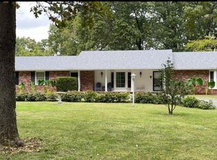 13655 N Kentwood Ln, Neosho, MO 64850