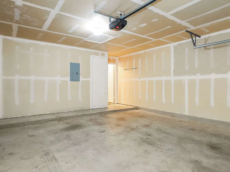 1561 Kenneys Way — Photo 28
