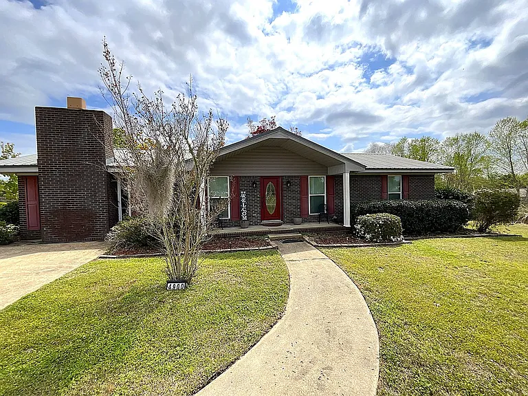 4900 Davis Dr — Photo 1