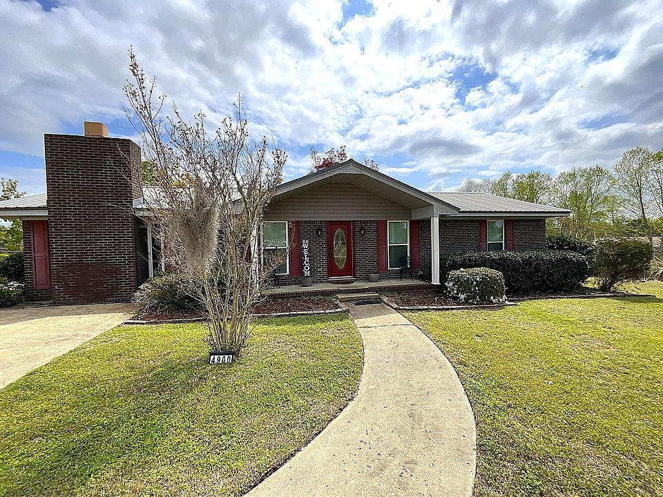 1st image of 4900 Davis Dr