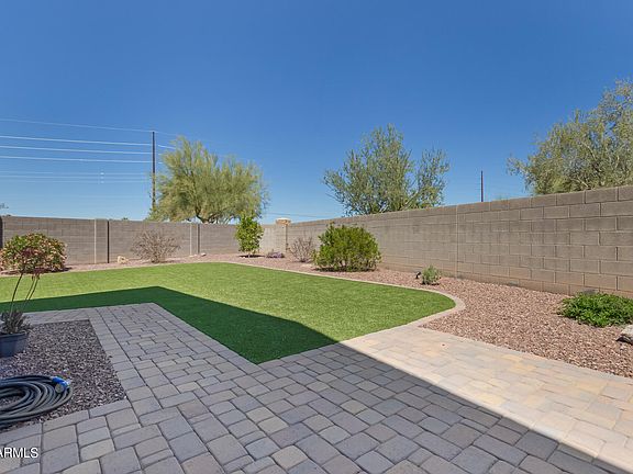 2nd image of 40719 N GLEN MEADOWS Lane