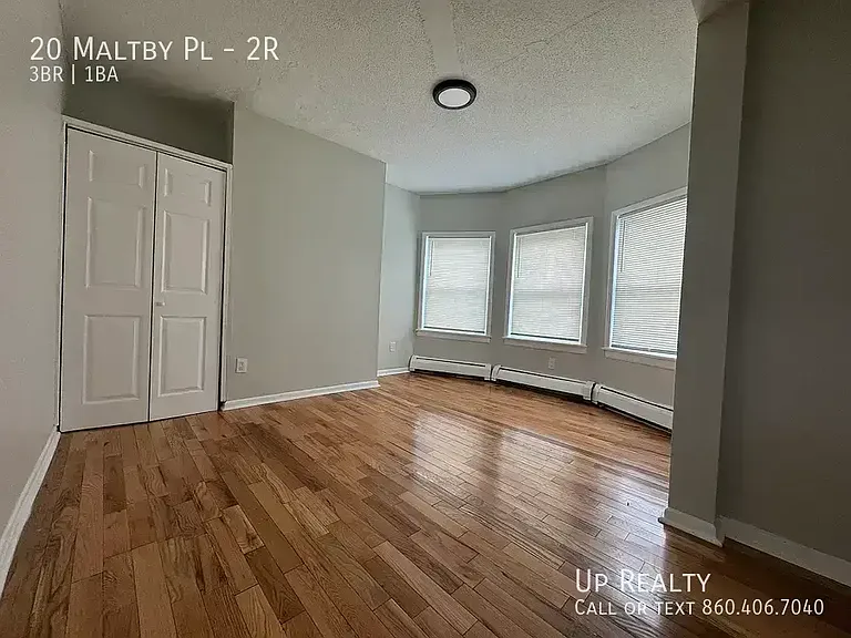 20 Maltby Pl #2R — Photo 6