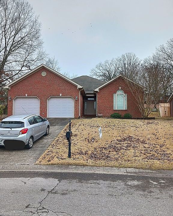 1st image of 2367 Parc Pl