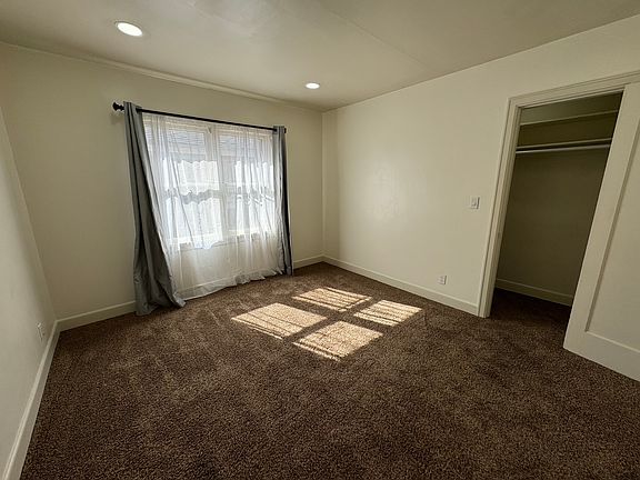 5th image of 2659 Brinker Ave