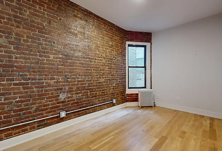 349 E 82nd St #5FW — Photo 9