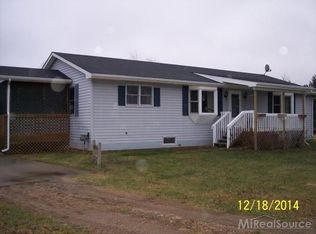 5814 N Falkenbury Rd, North Branch, MI 48461