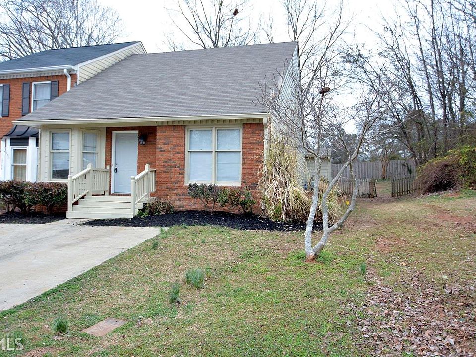 1st image of 1156 Magnolia Cir SE