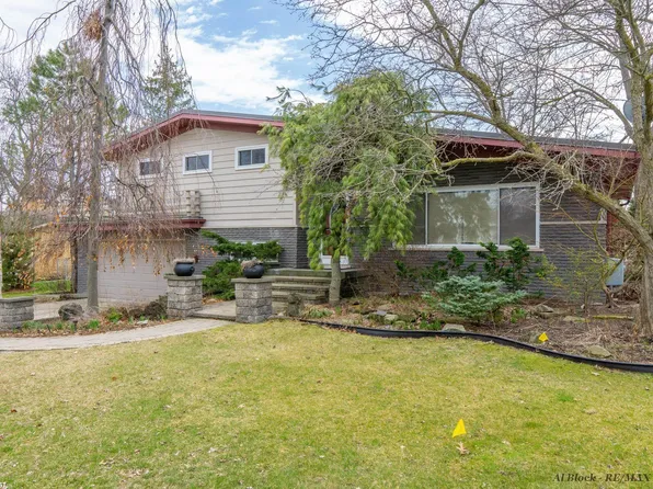 625 Cumberland St, Mount Clemens, MI 48043