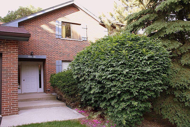 1st image of 1884 Portsmouth Dr