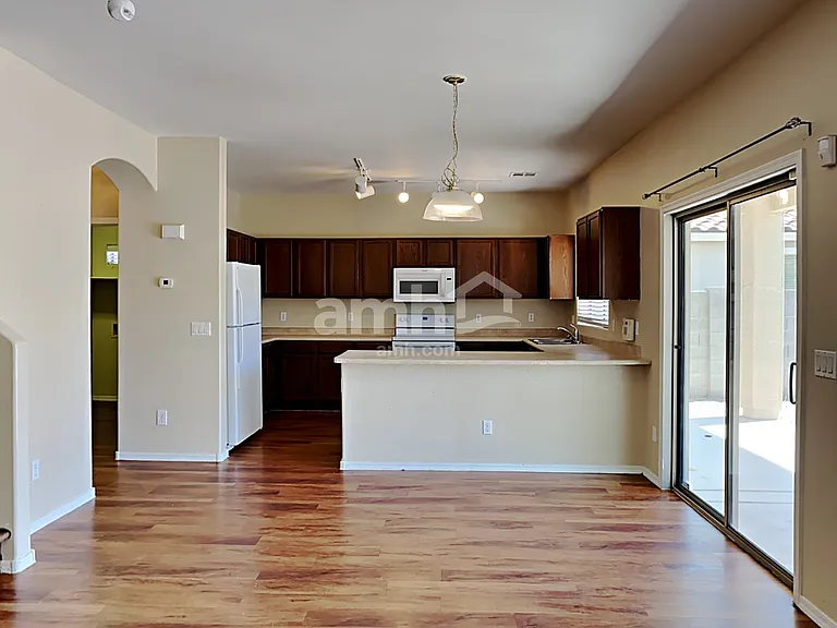 25841 W Miami St — Photo 5