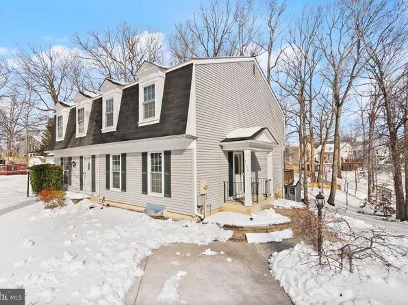 3100 Calloway Ct, Woodbridge, VA 22192