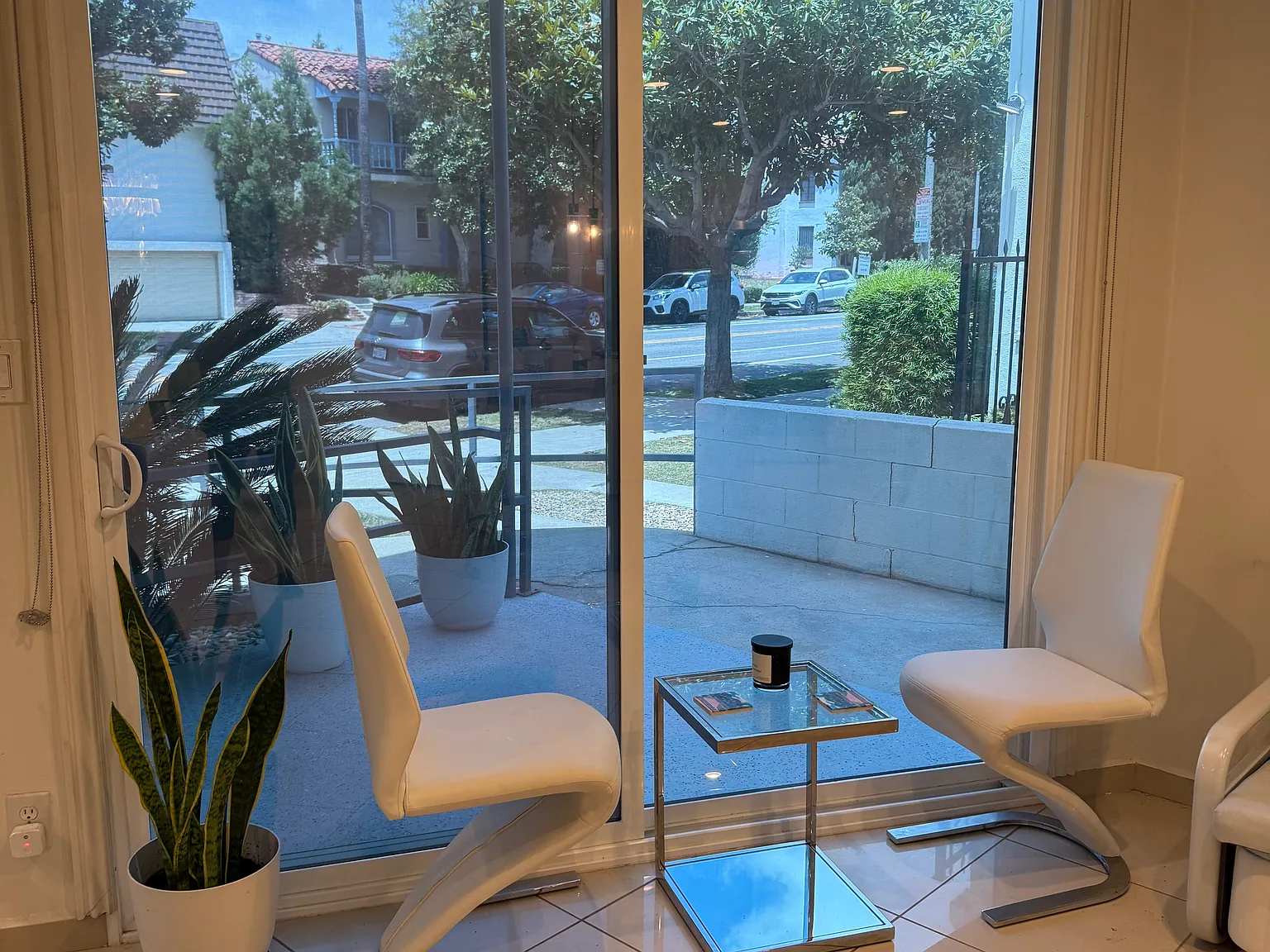 1 bed, 1074 sqft, $2,000 — Photo 2
