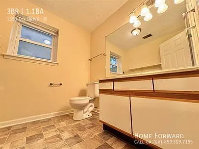 1359 Dix Dr #B — Photo 6