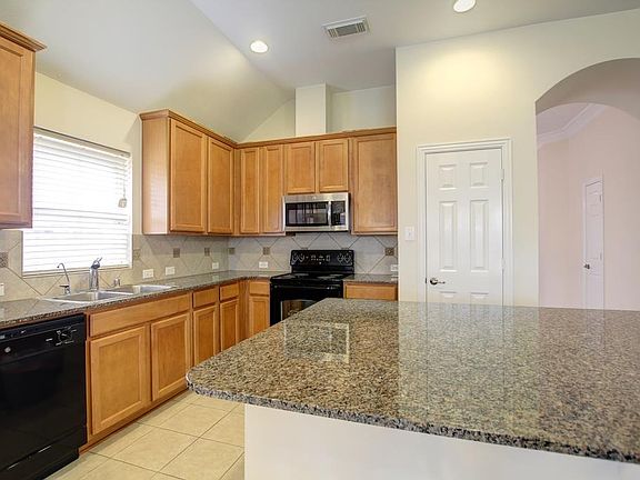 5th image of 16102 Wilmington Park Ln