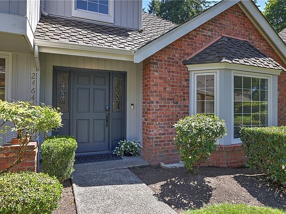Beautifully updated Buchan, nestled in a quiet cul-de-sac, is sure to delight!  