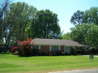 301 James St, Batesville, MS 38606