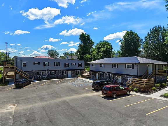2nd image of 404 High St #9