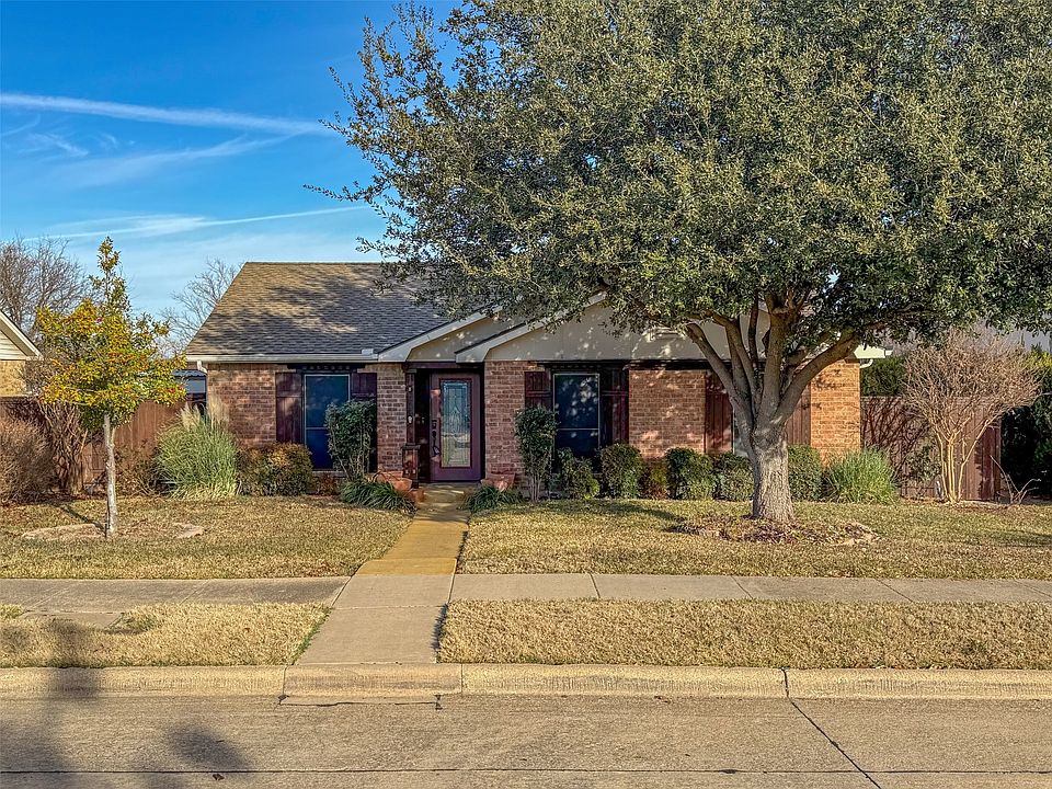 1st image of 2721 E Wentwood Dr