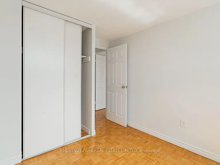 1060 Caven St #202 — Photo 14