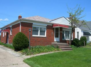 3016 Marmore Ave, Parma, OH 44134
