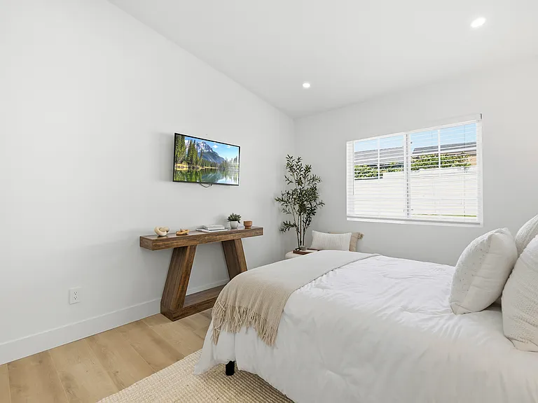 9355 Ruffner Ave — Photo 44