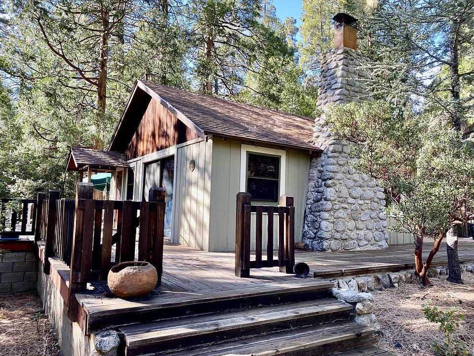1st image of 25585 Tahquitz Dr