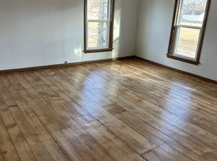 308 W Railroad St, New Bedford, IL 61330