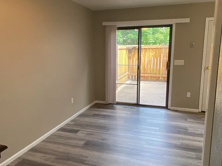 1509 N Kennedy Ave — Photo 5