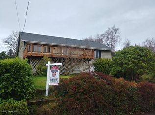 30 Auburn Ave, Astoria, OR